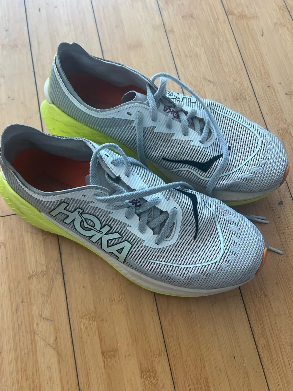Hoka One One Carbon Fiber Men’s Running Shoes Size 9.5